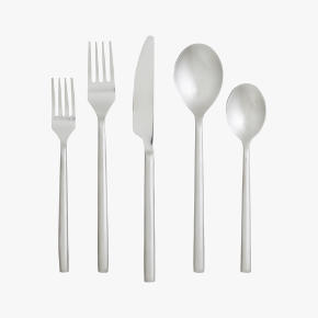 20-piece pattern 451 flatware set