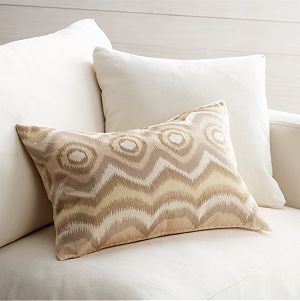 Anatola Ivory 24"x16" Pillow