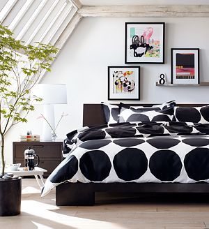 Marimekko Kivet Black Bed Linens