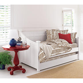 Brighton White Daybed with Trundle Set