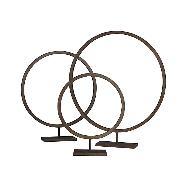CircletStandsAVF10