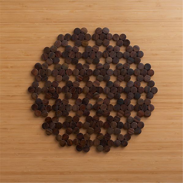 DottyWoodenPlacematS13