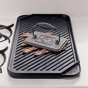 Lodge® Cast Iron Grill Press