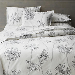 Marimekko Kevatesikko Black-White Full-Queen Duvet Cover