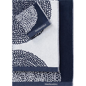 Marimekko Pippurikera Navy Bath Towels