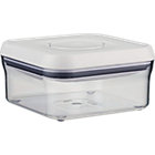 Container with lid. .8 qt.