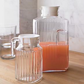Quadro Jugs