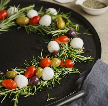 image of Antipasto wreath