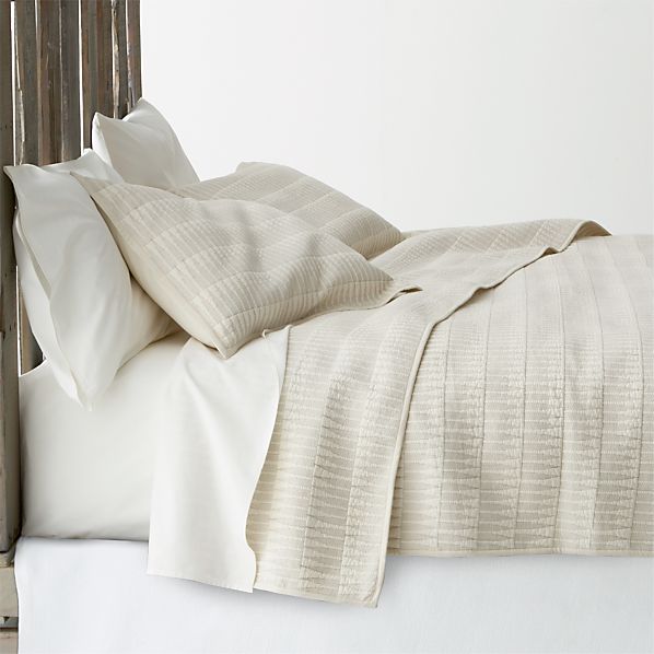 StrattonBedBeloShtsSdS13