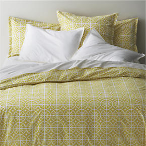 Taza Bed Linens