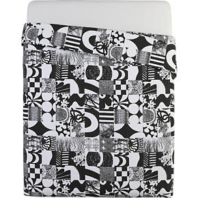 Marimekko Yhdessa Black King Quilt