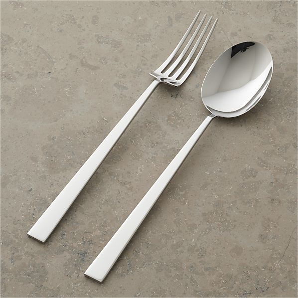 YvesServeSet2PcS13