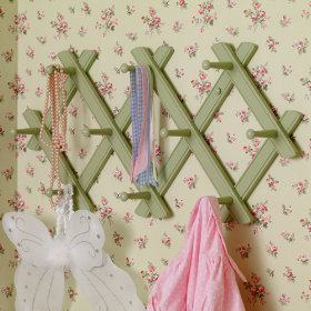 Accordion to Me Peg Rack (Lt. Green)