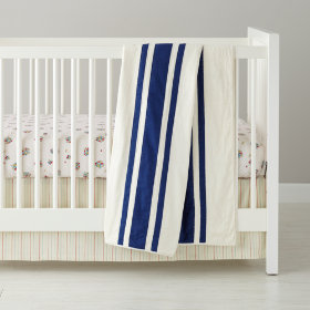 Beaucoup de Fraises Crib Bedding