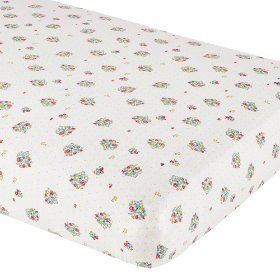 Beaucoup de Fraises Crib Fitted Sheet