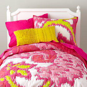 Pixel Paisley Bedding
