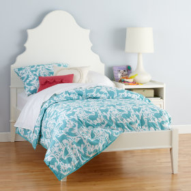 Monarch Bed