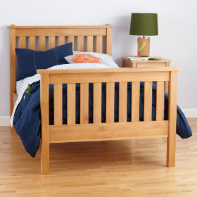 Simple Bed (Natural)