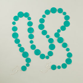 This Garland is Shaping Up (Teal Circle)