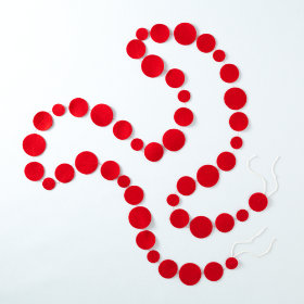 This Garland is Shaping Up (Red Circle)